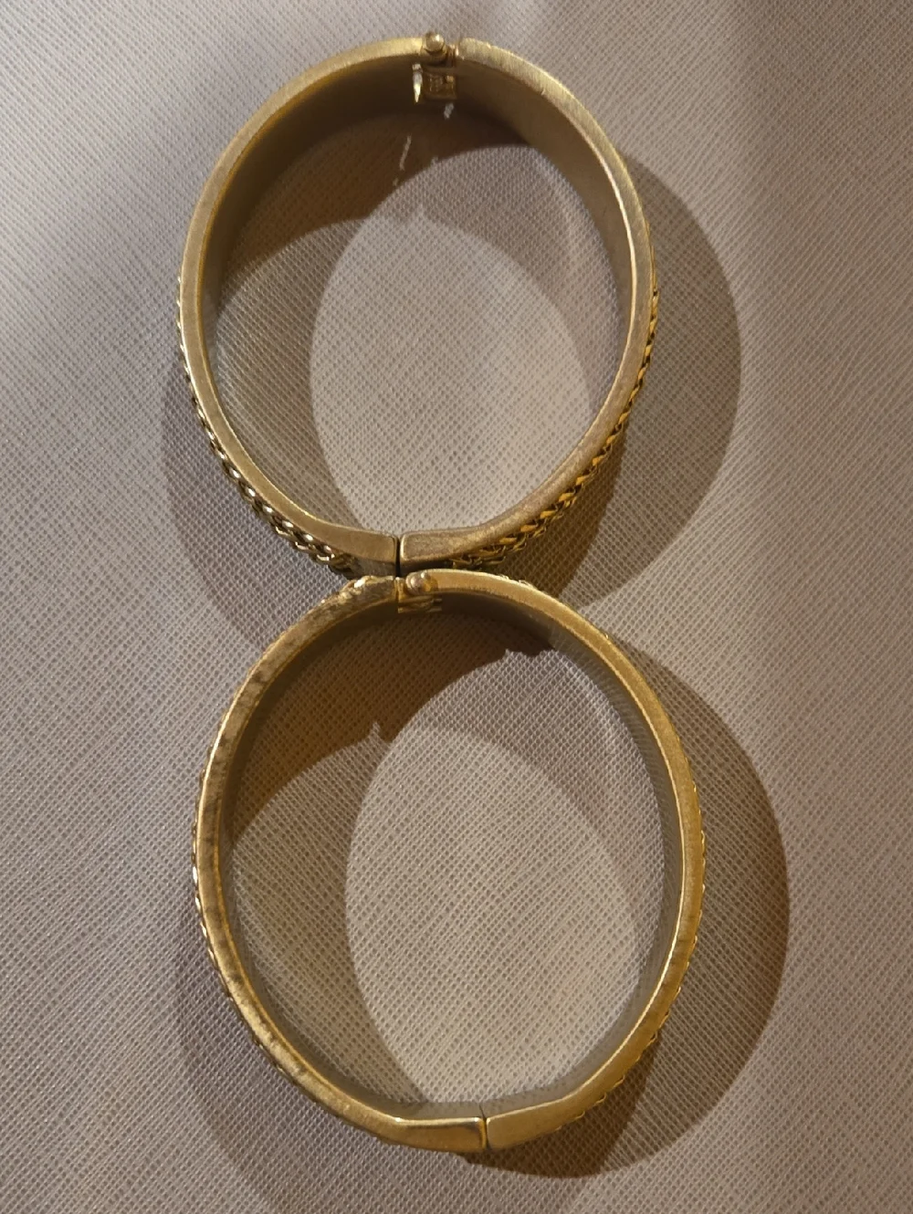 N/A set faux